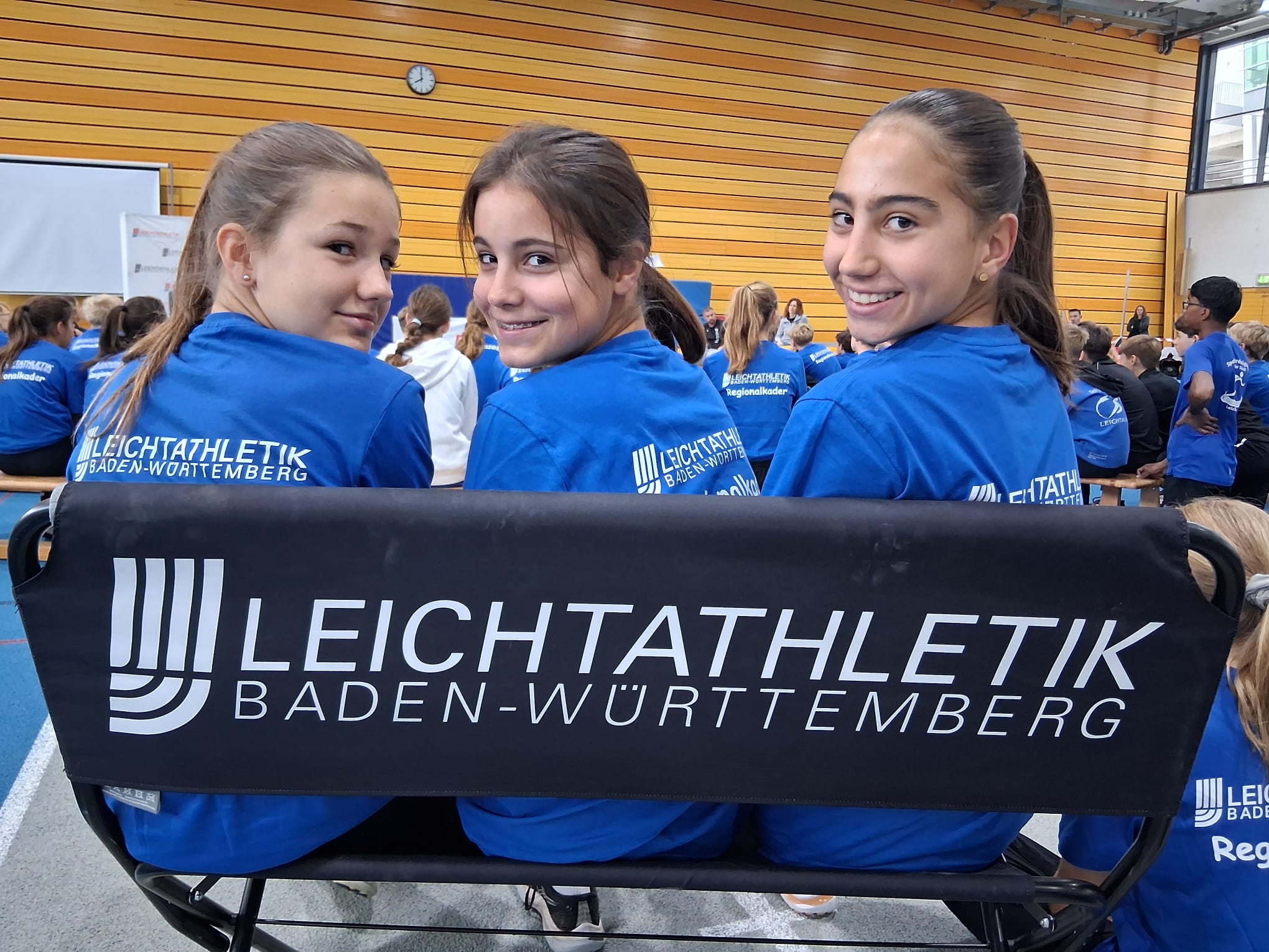 3 Athletinnen bei der Talentiade in Stuttgart